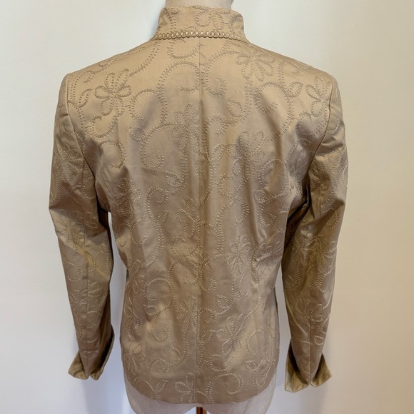 NWOT TAN EMBROIDERED RELAXED FIT JACKET W MANDARIN COLLAR & ABALONE BUTTONS 8P - Picture 3 of 14